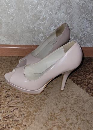 Туфлі лодочка базові 38р