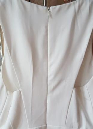 Актуальное белое платье с сеткой5 фото