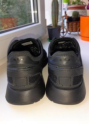 Кросівки adidas 3