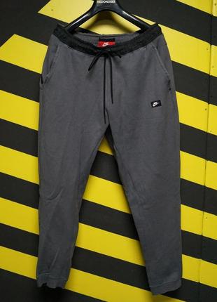 Спортивные штаны на манжетах nike sportswear tech fleece jogger1 фото