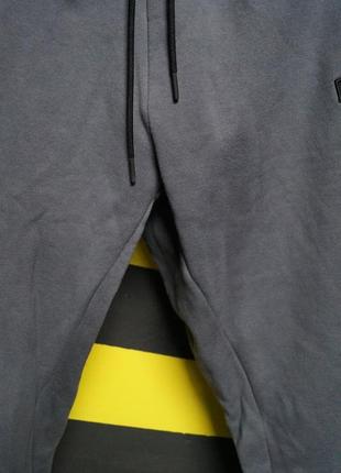 Спортивные штаны на манжетах nike sportswear tech fleece jogger4 фото