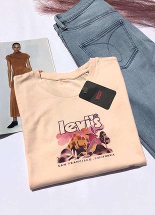Футболка женская levi's