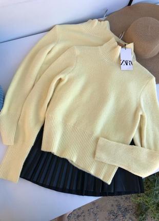 Zara мякенький светр гольфік гольф 🍋