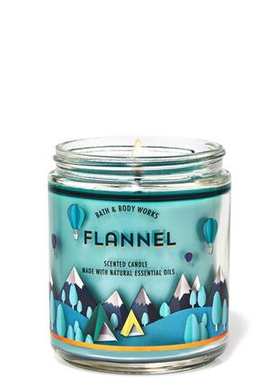 Ароматична свічка bath and body works - flannel