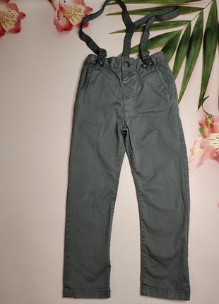 Гарні штани matalan 3/4 роки з підтяжками1 фото
