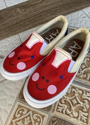 Мокасини, кеди