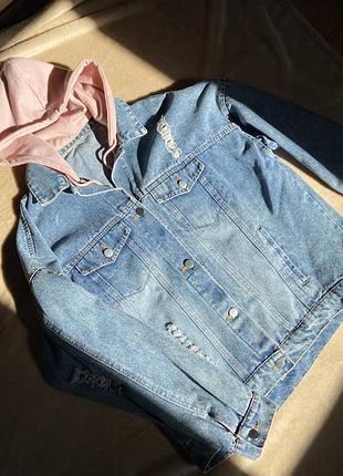 Стильна джинсова куртка