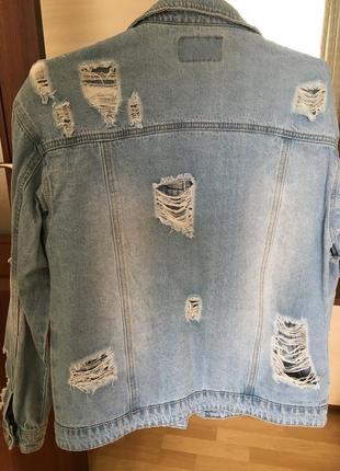 Sale! ідеальна весняно-літня джинсовка з рваностями і потертостями3 фото