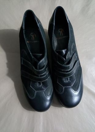 👍шикарные португальские туфли из натуральной кожи2 фото