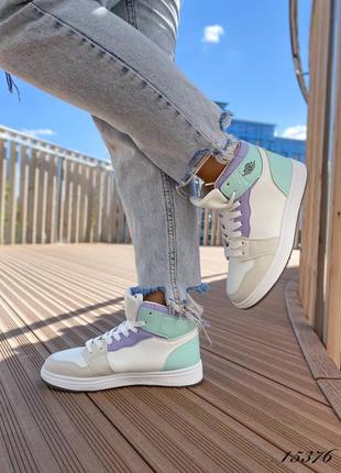 Жіночі кросівки високі   еко шкіра