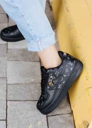 Жіночі кросівки nike air force 1 black x lv

женские кроссовки найк6 фото