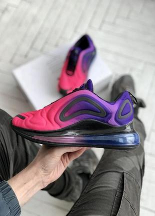 Жіночі кросівки nike air max 720 red violet

женские кроссовки найк5 фото