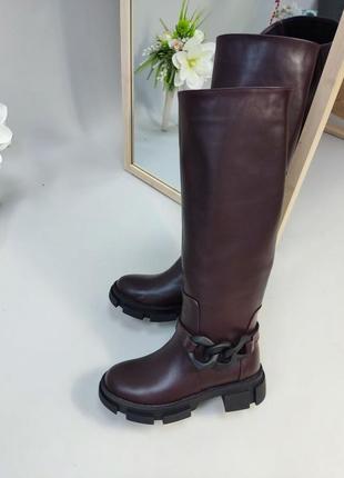 Екслюзивні чоботи з італійської шкіри жіночі з ланцюжком5 фото