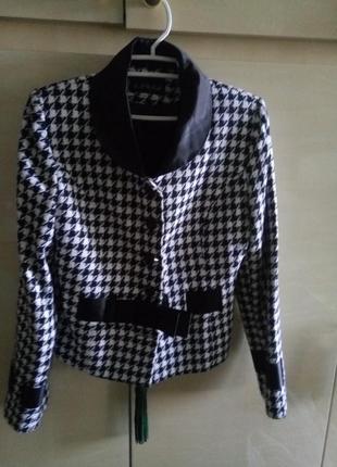 Піджак демісезонний, р. 46