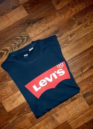 Мужская футболка levis с большым лого3 фото