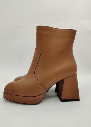 Шкіряні жіночі ботильйони черевики демісезонні рудий на каблуку 35-40 женские ботинки patterns3 фото