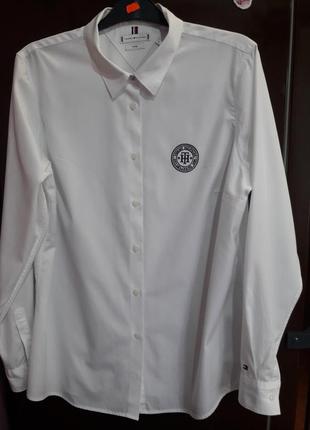 Сорочка білого кольору