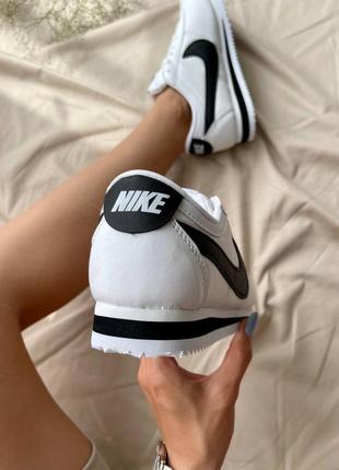 Жіночі біло-чорні шкіряні кросівки nike cortez basic🆕 найк кортез4 фото