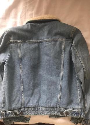 Джинсовая куртка шерпа на меху.2 фото