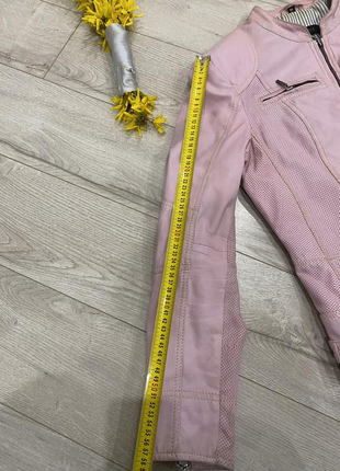 Унікальна рожева куртка кожанка5 фото