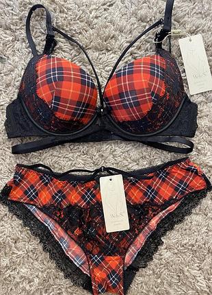 Комплект нижньої білизни