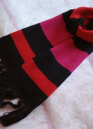 Зимовий смугастий шарф