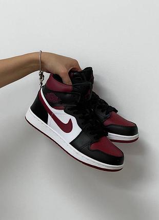 Женские кроссовки nike air jordan high black wine white