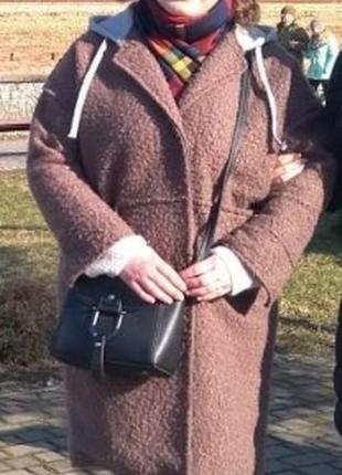 Пальто жіноче