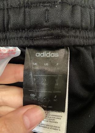 Класні спортивні, штани, від бренду adidas.7 фото