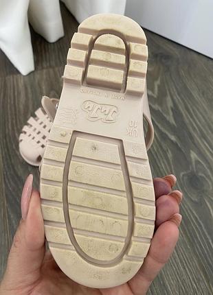 Силиконовые босоножки для девочки 4