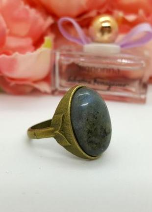 🌝✨ кольцо в винтажном стиле натуральный камень лабрадорит р.184 фото