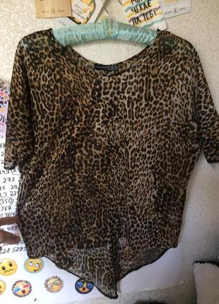 Актуальная блузка леопардового принта1 фото