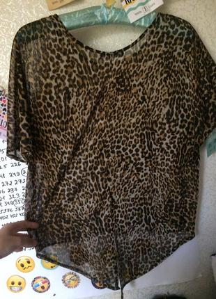 Актуальная блузка леопардового принта3 фото