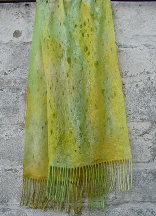 Женский ажурный валяный шарф-паутинка ручной работы2 фото