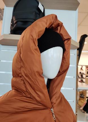 Стильна жіноча куртка оверсайз демісезонна коричнева женская куртка оверсайз3 фото