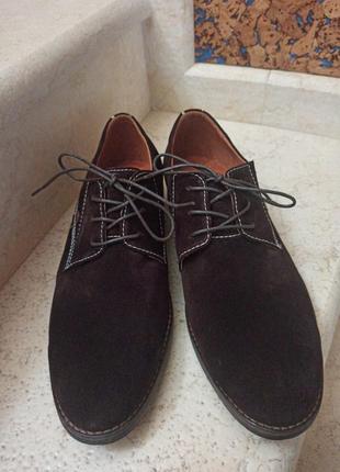 Красивые замшевые туфли на шнурках, на полиуретановой подошве