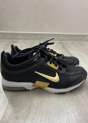 Кросівки nike air max