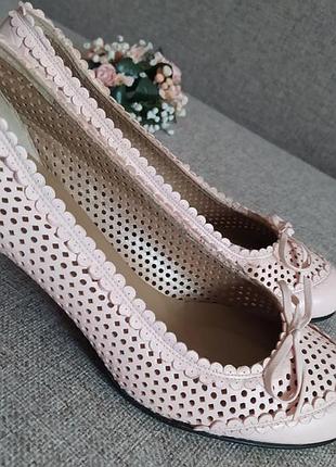 🌸🌸🌸туфельки надзвичайно красиві фірмові