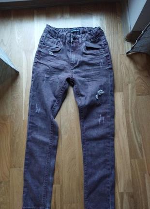 Джинсы reserved