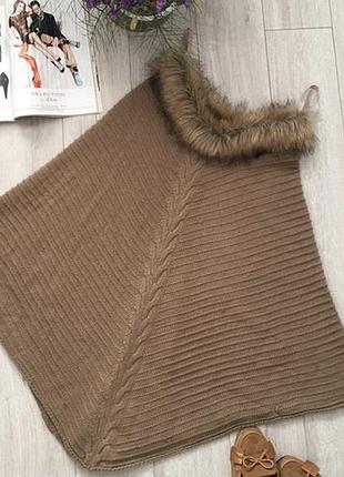 Красиве пончо