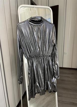 Новое платье серебро