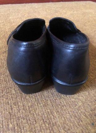 Шкіряні туфлі лофери мокасини розмір 379 фото