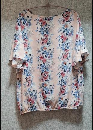 Ніжна блуза в квітковий принт7 фото