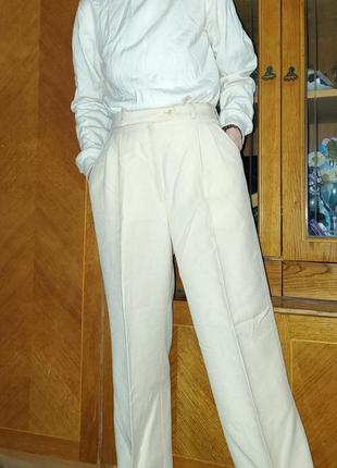 Винтажные нюдовые брюки с защипами и стрелками lady brax винтаж в мужском стиле5 фото
