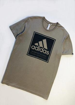 Футболка adidas