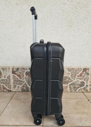 Дорожный чемодан валіза carbon 147 чёрный10 фото