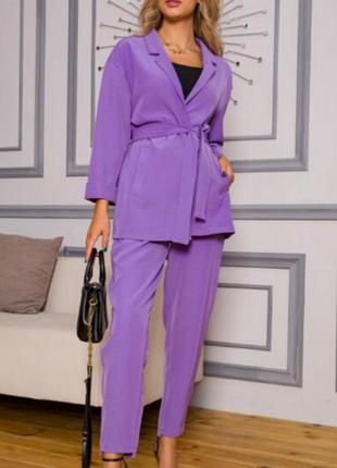 Стильний костюм