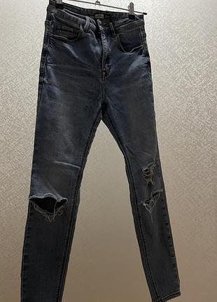 Джинси stradivarius