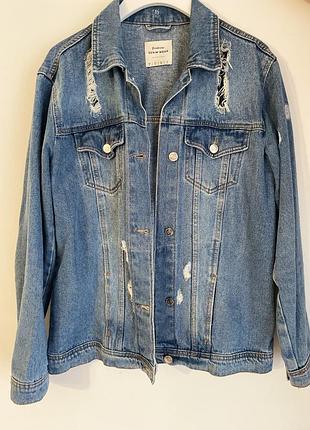 Джинсова куртка stradivarius