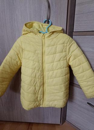 Демісезонна курточка на дівчинку 3-4 роки